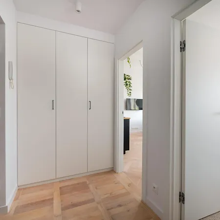 Apartament Plac Zbawiciela Glow *