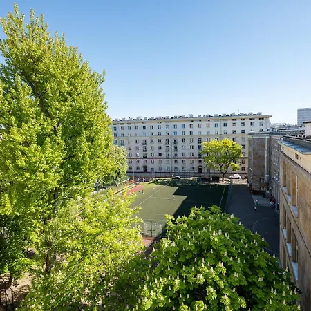 Plac Zbawiciela Glow By Bookinghost *