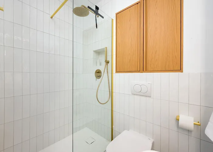 Plac Zbawiciela Glow * Warszawa